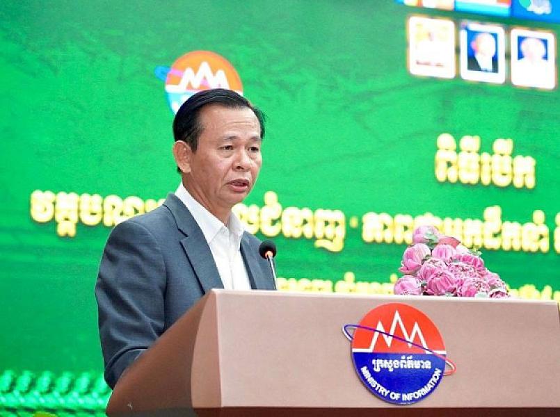 His Excellency Dr. Chhay Sophal, Secretary of State of the Ministry of Information, has contributed 630,000 riels to organize the Extraordinary General Assembly of the Cambodian Veterans Association nationwide