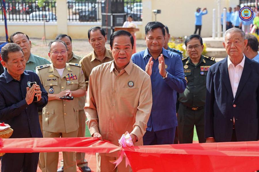 His Excellency Dr. Kun Kim instructs the authorities of Oddar Meanchey province to inspect veterans and retirees who are in need to resolve difficulties