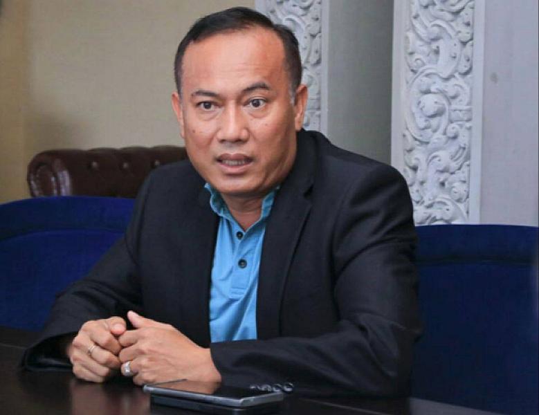 Mr. Som Chanmony, CEO of Long Bay Company, has contributed 2 million riels to organize the Extraordinary General Assembly of the Cambodian Veterans Association nationwide