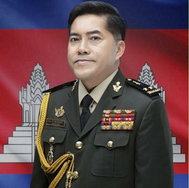 Major General Nuon Sokho Contributed $500 to organize the Extraordinary General Assembly of the Cambodian Veterans Association nationwide