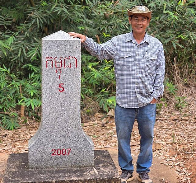 Mr. Ung Hour, has contributed 200,000 riels to organize the Extraordinary General Assembly of the Cambodian Veterans Association nationwide