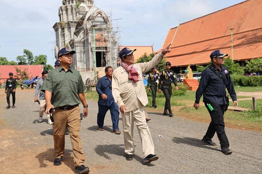 His Excellency Dr. Kun Kim visited and inspected the preparation of a safety center at Wat Por 5000 Duem in Kulen Tboung village, Kulen Tboung commune, Kulen district, Preah Vihear province.
