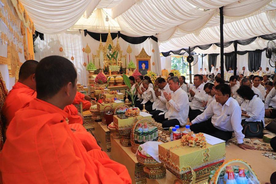 ឯកឧត្តម ប្រាក់ សុខុន បានអញ្ជើញចូលរួមបុណ្យគម្រប់ខួប៧ថ្ងៃរបស់លោកព្រឹន្ទបាលទោ រិន វាសនា - Image 7