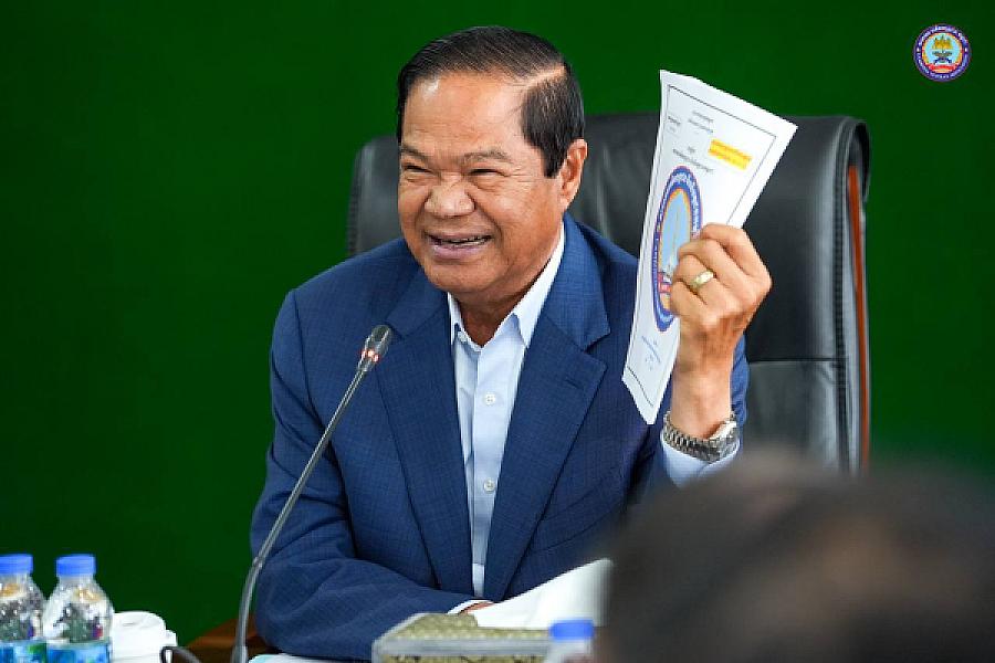 His Excellency Dr. Kun Kim, Senior Minister, Vice President and Secretary General of the Cambodian Veterans Association, invited to lead a meeting to discuss the preparation of the Extraordinary General Assembly of the Cambodian Veterans Association.