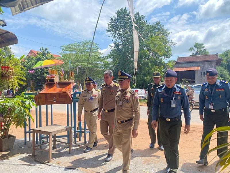 Siem Reap Province S.A.C. brings relief funds to the families of 3 veterans