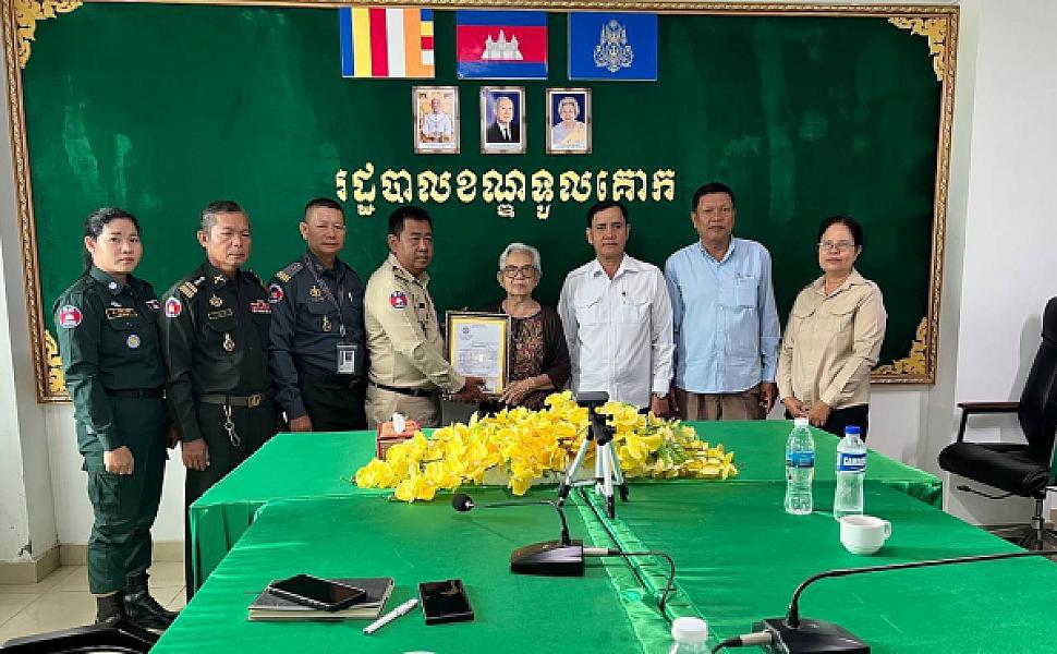 Phnom Penh VVS continues to provide relief funds to the families of three deceased veterans