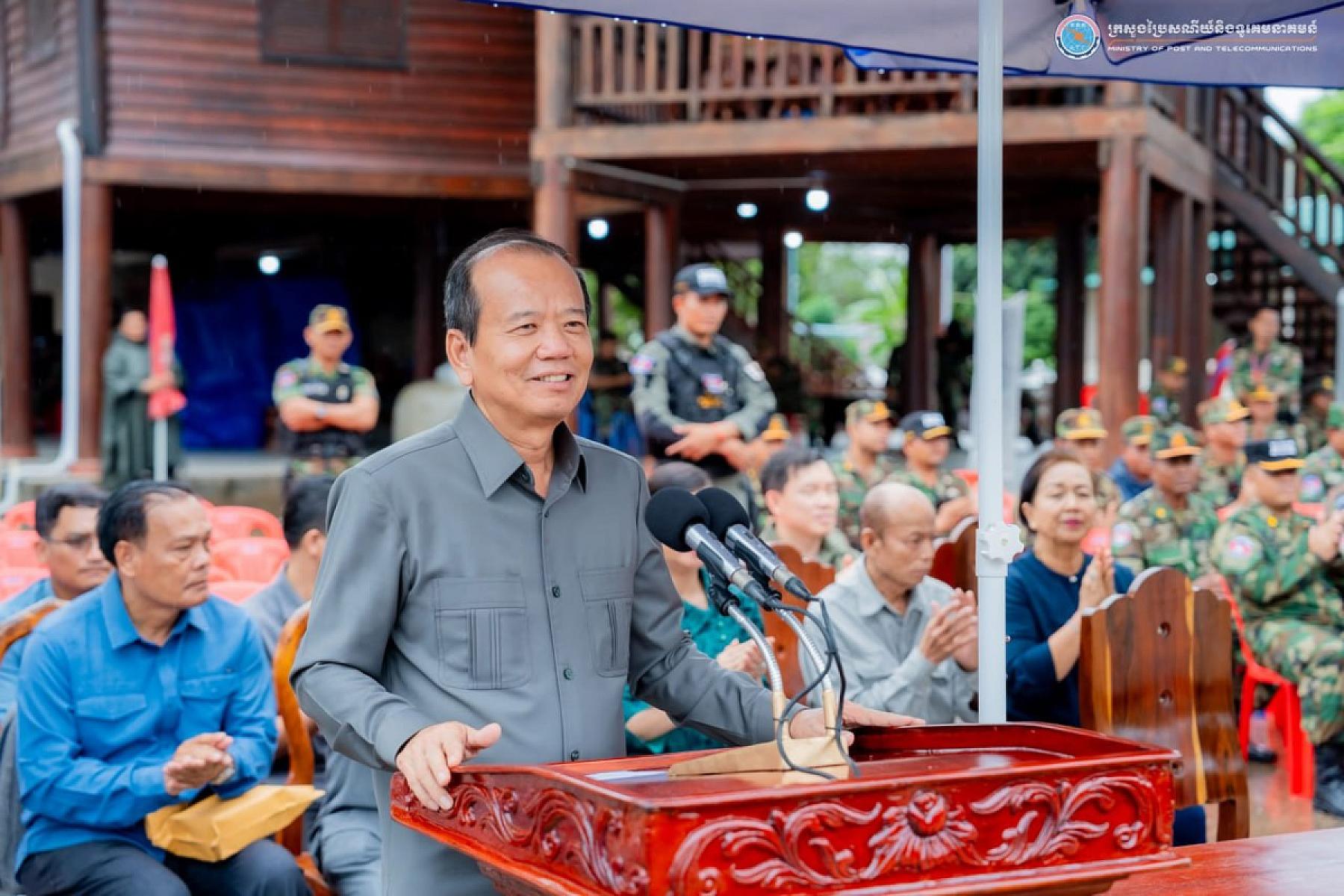  ឯកឧត្តម ជា វ៉ាន់ដេត រដ្ឋមន្រ្តីក្រសួងប្រៃសណីយ៍ និងទូរគមនាគមន៍ បានឧបត្ថម្ភទឹកប្រាក់ ២០លានរៀល ដើម្បីរៀបចំមហាសន្និបាតវិសាមញ្ញទូទាំងប្រទេសតំណាងសមាគមអតីតយុទ្ធជកម្ពុជា