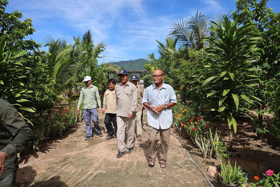 His Excellency Dr. Kun Kim inspects the living conditions and livelihoods of veterans in Bunrany Senchey Village, Damnak Truyeng