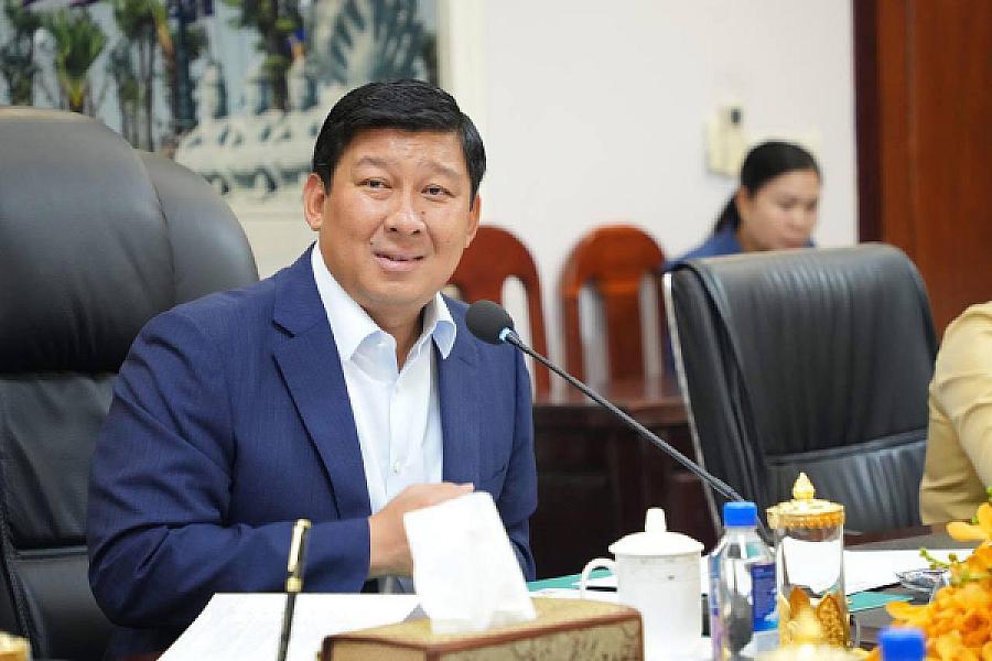 His Excellency Say Samal, Deputy Prime Minister and Minister of Land Management, Urban Planning and Construction, contributed $10,000 to organize an extraordinary general assembly nationwide representing the Cambodian War Veterans Association.