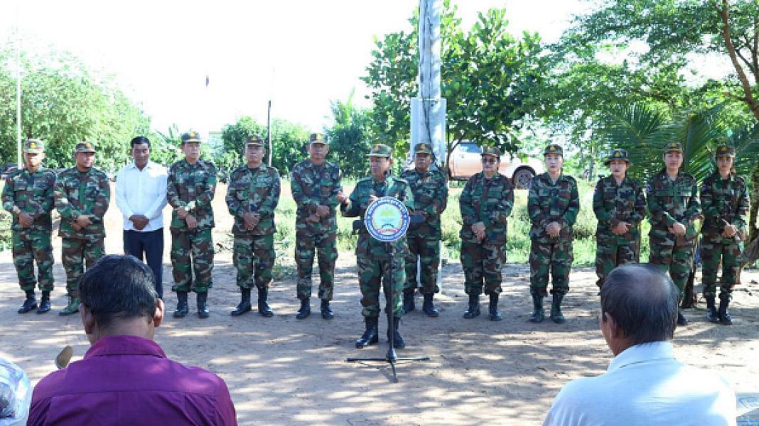 206 families of veterans in Kampong Thom province receive valuable gifts from both kings