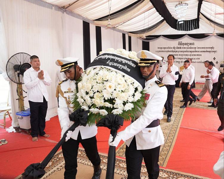 ឯកឧត្តម គីម រិទ្ធី អញ្ជើញគោរពវិញ្ញាណក្ខន្ធសព ឯកឧត្តម ឧត្តមសេនីយ៍ឯក ច័ន្ទ លំផាត់ - Image 10