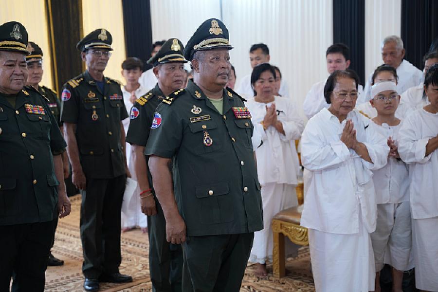 Major General Chan Chay invites to pay respects to the late Lieutenant General Chan Lumphat