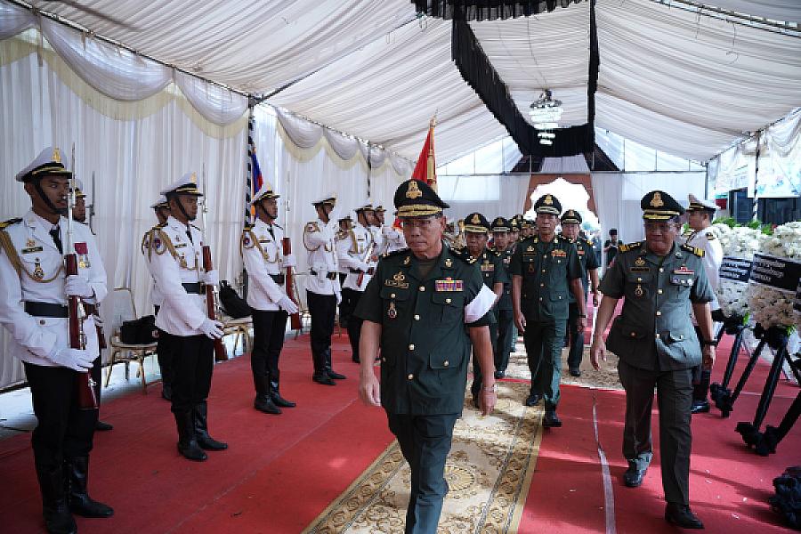 Major General Nay Teng Loeng invites to pay respects to the late Lieutenant General Chan Lumphat