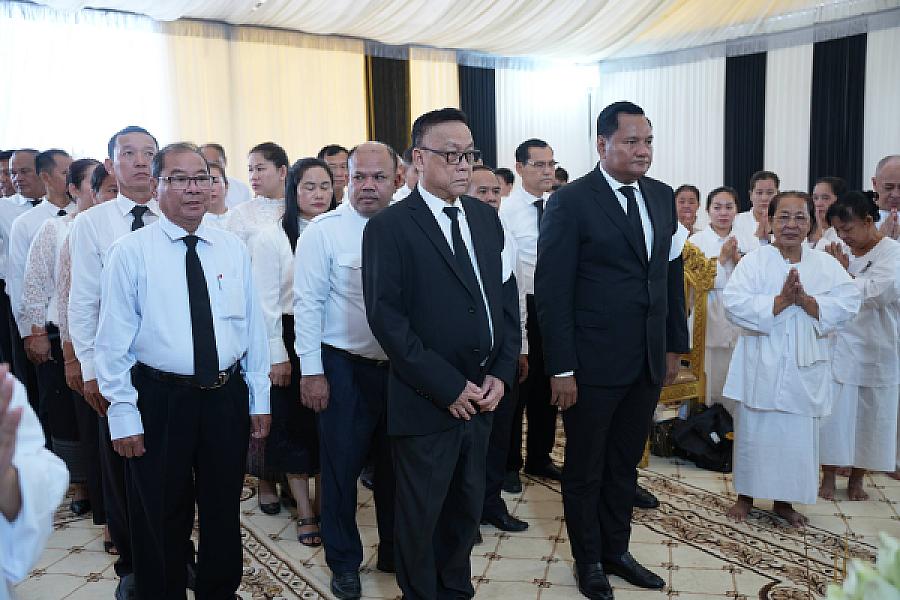 His Excellency Mean Chanyada invites to pay respects to the late Lieutenant General Chan Lumphat