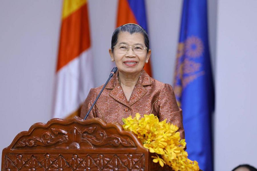 His Excellency Mr. Men Samon, Supreme Councilor to His Majesty the King and Vice President of the Cambodian Veterans Association, has contributed 20,000,000 riels to organize the Extraordinary General Assembly of the Cambodian Veterans Association nationwide