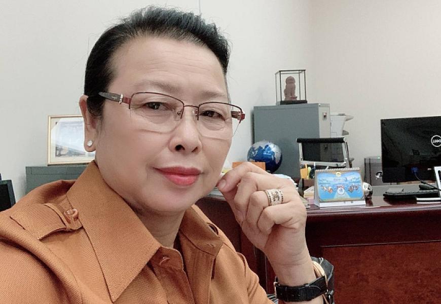 Her Excellency Try Sokha, Secretary of State of the Council of Ministers and the Protocol Officer of Prime Minister Hun Manet, has contributed $500 to organize the Extraordinary General Assembly of the Cambodian Veterans Association nationwide