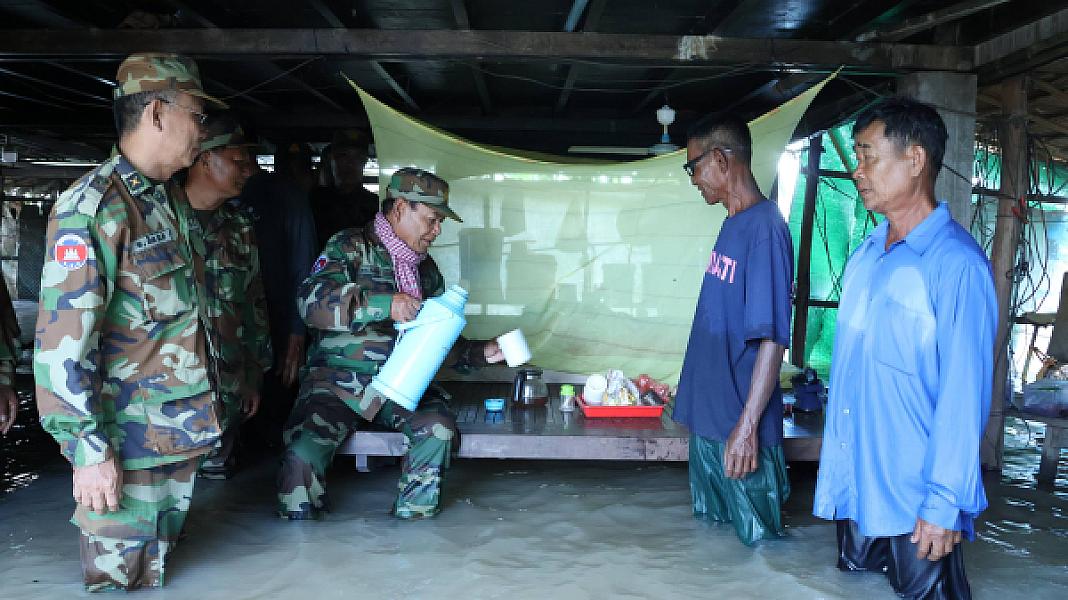 35 houses of veterans in Kraya commune, Santuk district, Kampong Thom province affected by floods
