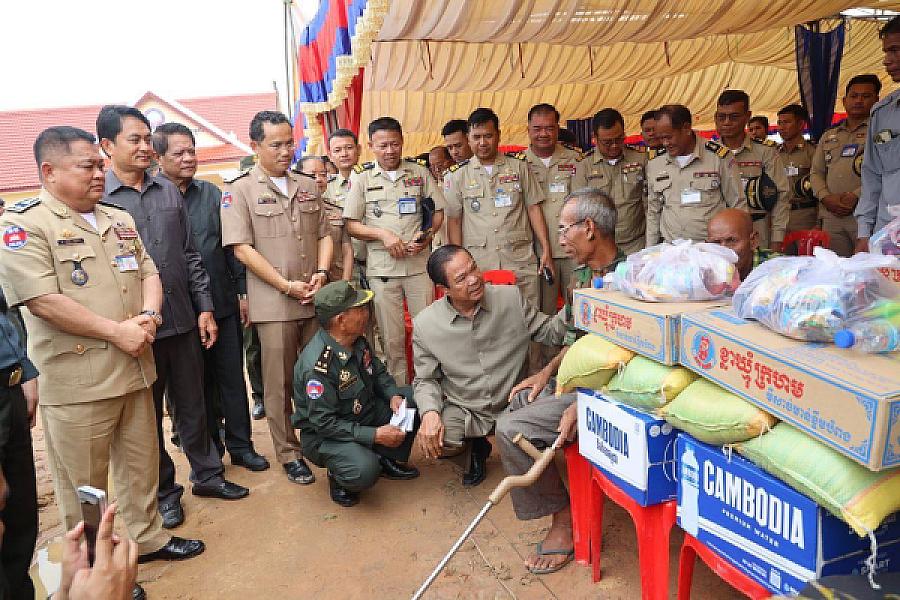 ឯកឧត្តមកិត្តិសង្គហបណ្ឌិត គន់ គីម អញ្ជើញសម្ពោធទីស្នាក់សមាគមអតីតយុទ្ធជនកម្ពុជាខេត្តកំពង់ធំ - Image 5