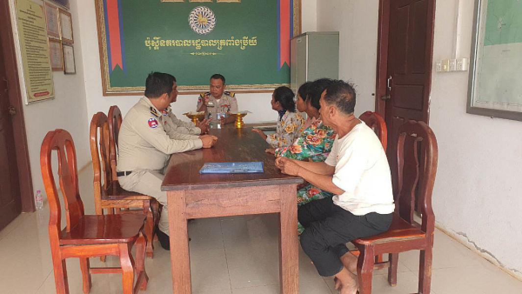 ស.អ.ក  ស្រុកអន្លង់វែង នាំយកថវិកាបេឡាមរណសង្រ្គោះជូនគ្រួសារសពអតីតយុទ្ធជនមួយគ្រួសារ - Image 3