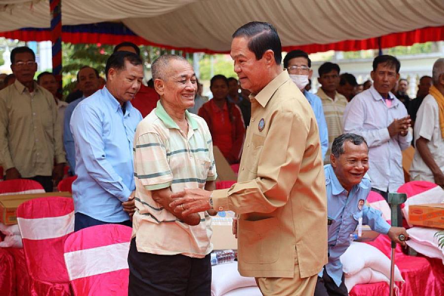 គុណបំណាច់របស់អតីតយុទ្ធជន និងនិវត្តជន បានរួមចំណែកឱ្យប្រទេសកម្ពុជាមានសុខសន្តិភាព និងការអភិវឌ្ឍជាបន្តបន្ទាប់ - Image 2