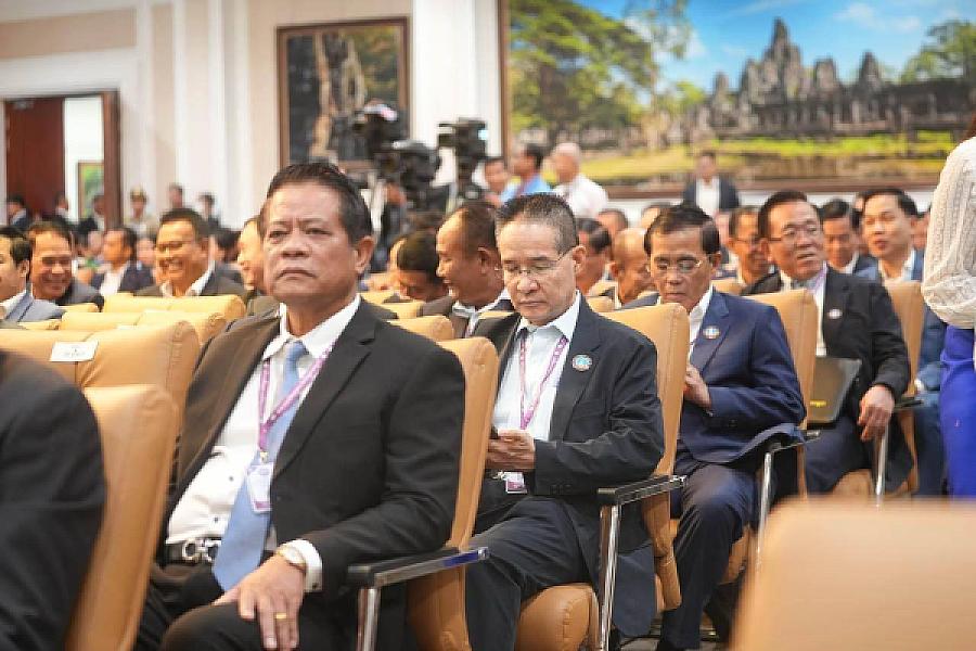 សម្ដេចតេជោ ហ៊ុន សែន អញ្ជើញជាអធិបតីក្នុងមហាសន្និបាតវិសាមញ្ញតំណាងសមាគមអតីតយុទ្ធជនកម្ពុជាទូទាំងប្រទេស   - Image 48