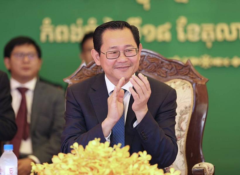 His Excellency Keut Rith, Deputy Prime Minister and Minister of Justice, donated funds to support the construction of three houses for veterans and retirees.