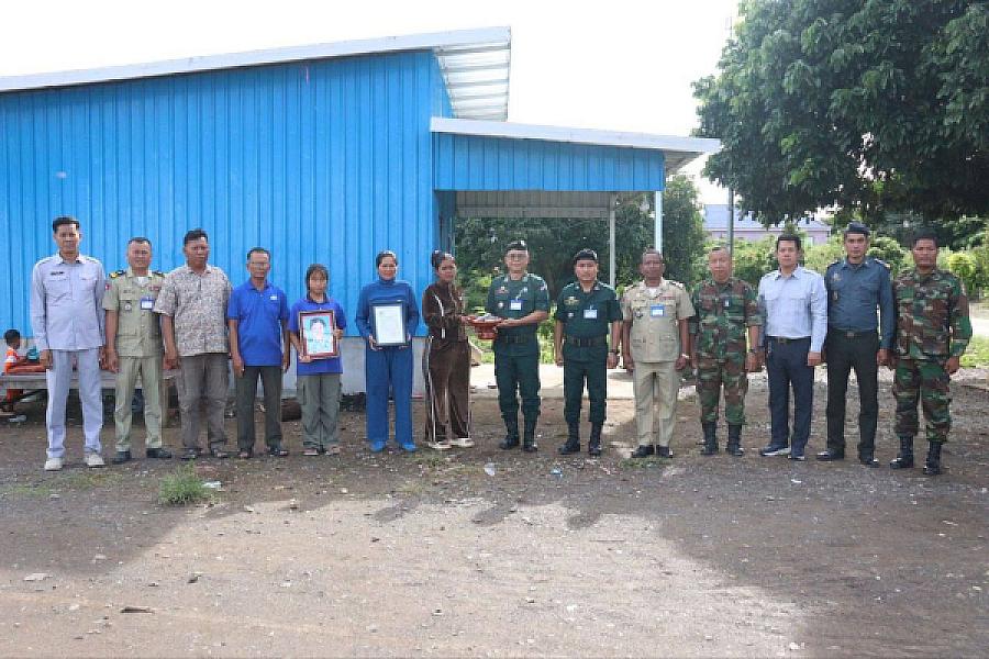 Pailin Provincial UNC presents relief funds to families of 3 deceased veterans