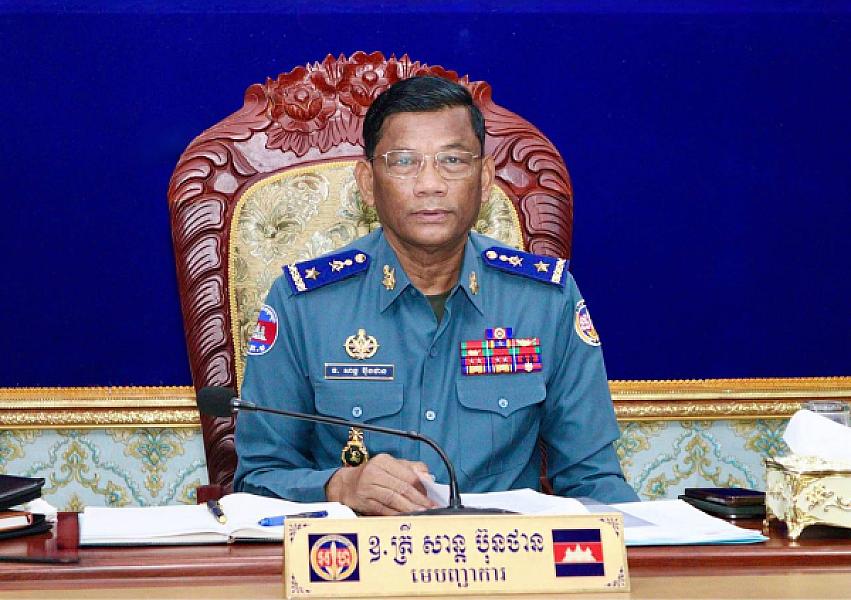 Brigadier General San Bunthan donated funds to support the construction of one house for veterans and retirees.