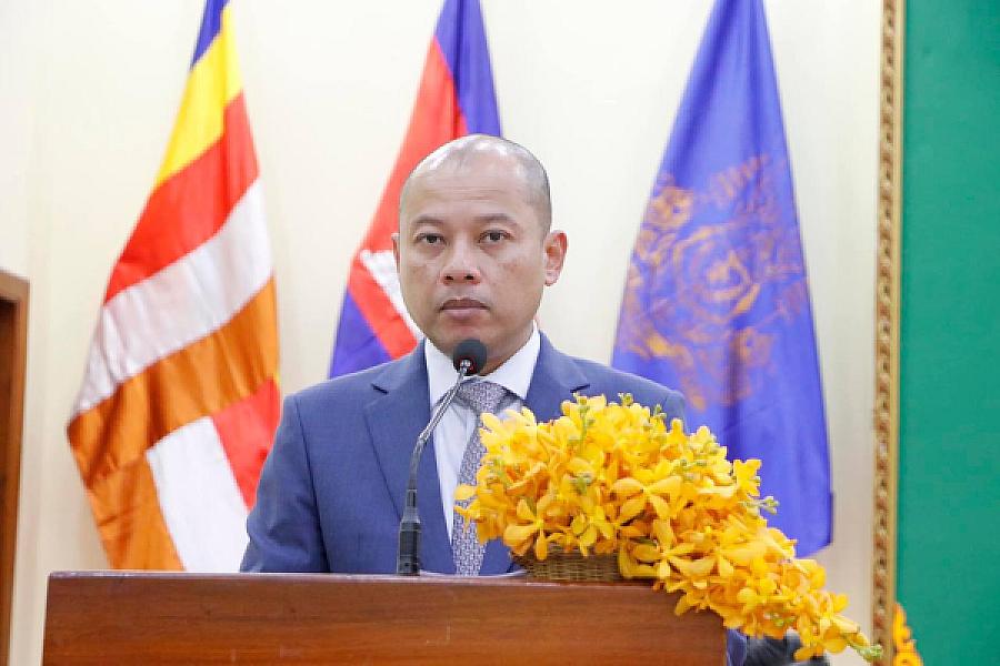 His Excellency Peng Pursa donated funds to support the construction of two houses for veterans and retirees