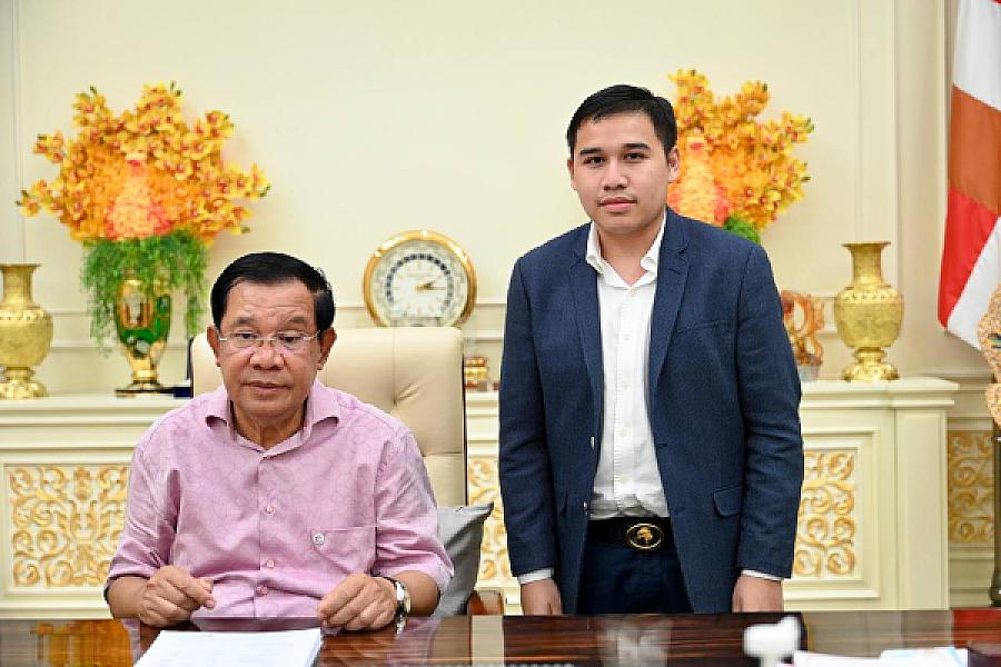 His Excellency Kong Liwa, Assistant to Samdech Akka Moha Sena Padei Techo Hun Sen, President of the Cambodian People's Party, has contributed 400,000 riels to organize the Extraordinary General Assembly of the Cambodian Veterans Association nationwide