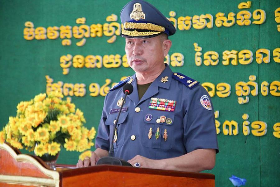 Brigadier General Taing Chhunsreng donated funds to support the construction of one house for veterans and retirees