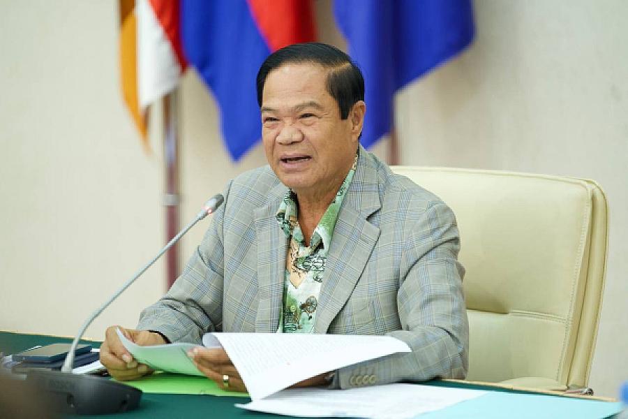 His Excellency Kun Kim chairs a meeting to discuss the organization and functioning of the Cambodian Veterans and Retirees Association Committee by Sector
