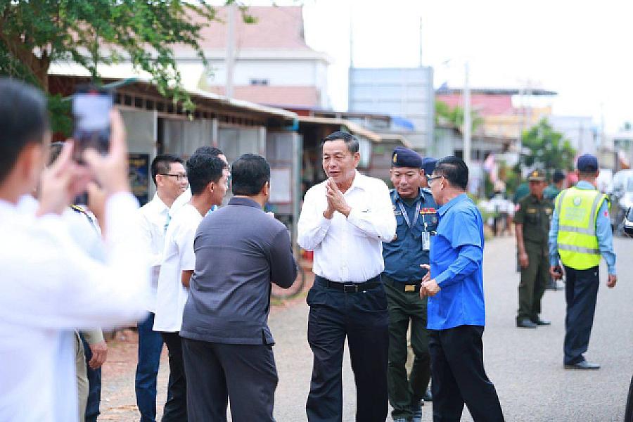 A family of veterans in Prasat Bakong district receives a new home through donations from people across the country