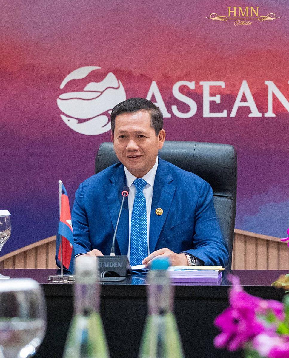 ហ៊ុន ម៉ាណែត