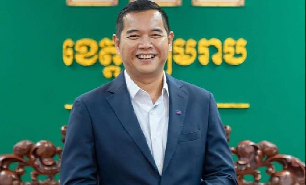 His Excellency Prak Sophoan, Governor of Siem Reap Province, donated $10,000 to organize an extraordinary general assembly nationwide representing the Cambodian War Veterans Association.