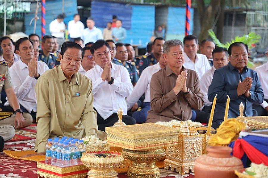 ឯកឧត្តម គន់ គីម អញ្ជើញជាអធិបតីក្នុងពិធីបញ្ចុះបឋមសិលាសាងសង់ទីស្នាក់ការ អ.ន.ក ខេត្តកណ្តាល - Image 6