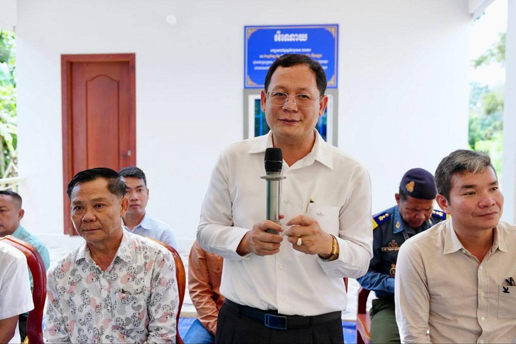 គ្រួសារវីរយុទ្ធជនពលីមួយគ្រួសារ នៅខេត្តសៀមរាប ទទួលបានអំណោយផ្ទះថ្មីពីសប្បុរសជនទូទាំងប្រទេស 