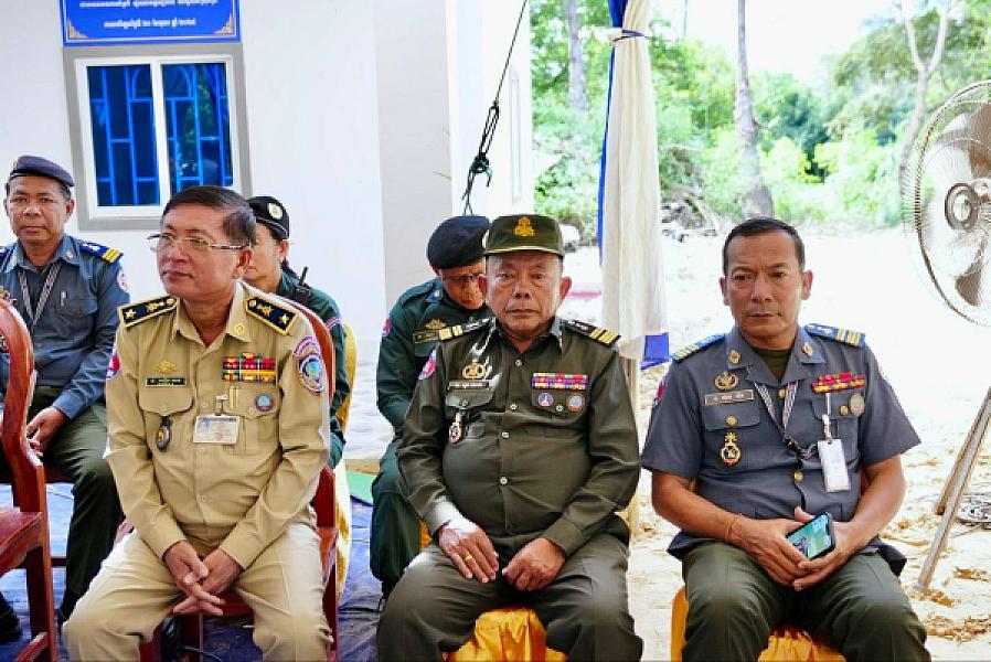 គ្រួសារវីរយុទ្ធជនពលីមួយគ្រួសារ នៅខេត្តសៀមរាប ទទួលបានអំណោយផ្ទះថ្មីពីសប្បុរសជនទូទាំងប្រទេស  - Image 2