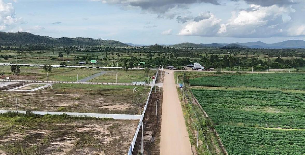 ឯកឧត្តម អ៊ិន ចន្ថា ដឹកនាំក្រុមការងារចុះត្រួតពិនិត្យវឌ្ឍនភាពការងារនៅភូមិប៊ុនរ៉ានី សែនជ័យ ដំណាក់ទ្រយឹង - Image 7