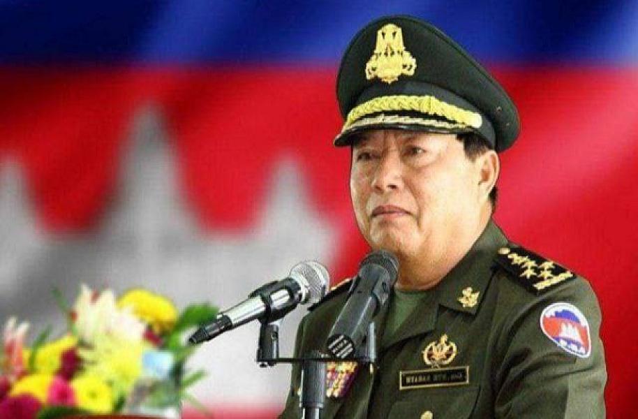 His Excellency General Tan Sarath, Deputy Commander-in-Chief of the Joint Chiefs of Staff of the Royal Cambodian Armed Forces, has contributed 10 million riels to organize the Extraordinary General Assembly of the Cambodian Veterans Association nationwide