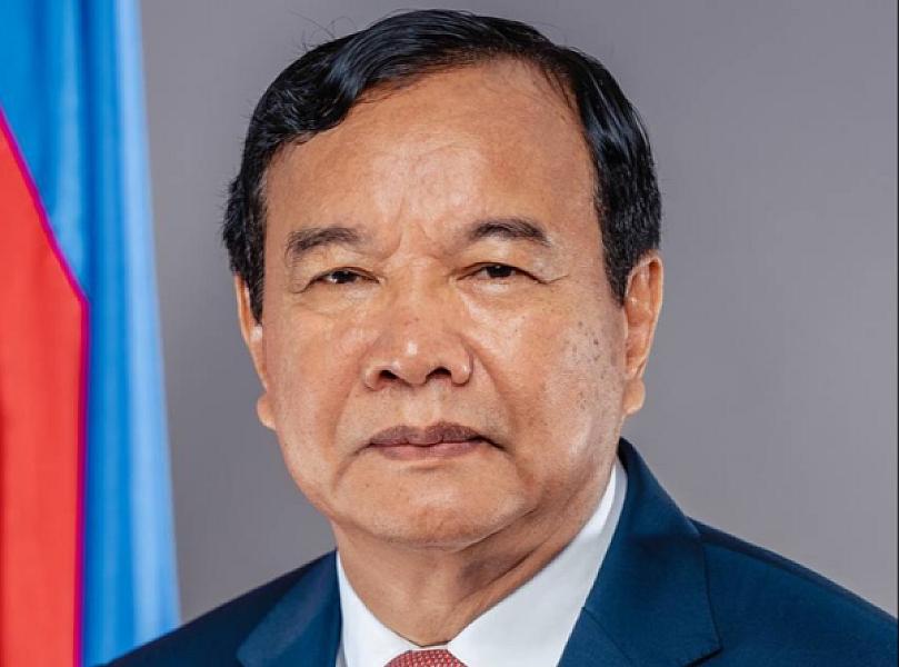 His Excellency Prak Sokhonn, Minister of Foreign Affairs and International Cooperation, and His Excellency Kheng Samvada, have contributed 20 million riels to organize the Extraordinary General Assembly of the Cambodian Veterans Association nationwide