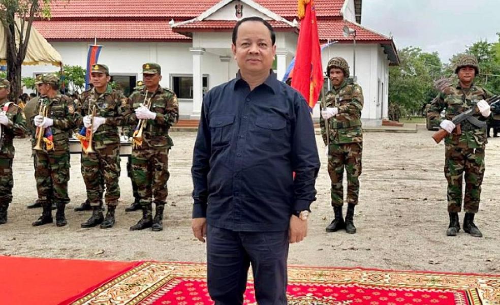 Mr. Yos Sothea, Director of the Department of Posts and Telecommunications of Preah Sihanouk Province, has donated $100 to organize the Extraordinary General Assembly of Representatives of the whole country