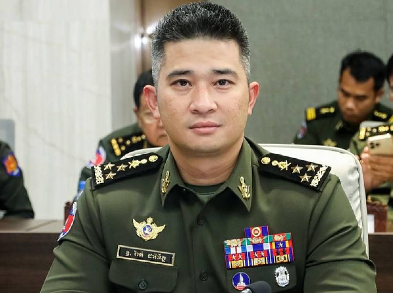 His Excellency Lieutenant General Rat Dararath, Secretary of State, Ministry of National Defense, and His Excellency, have contributed $1,000 to organize the Extraordinary General Assembly of the Cambodian Veterans Association nationwide