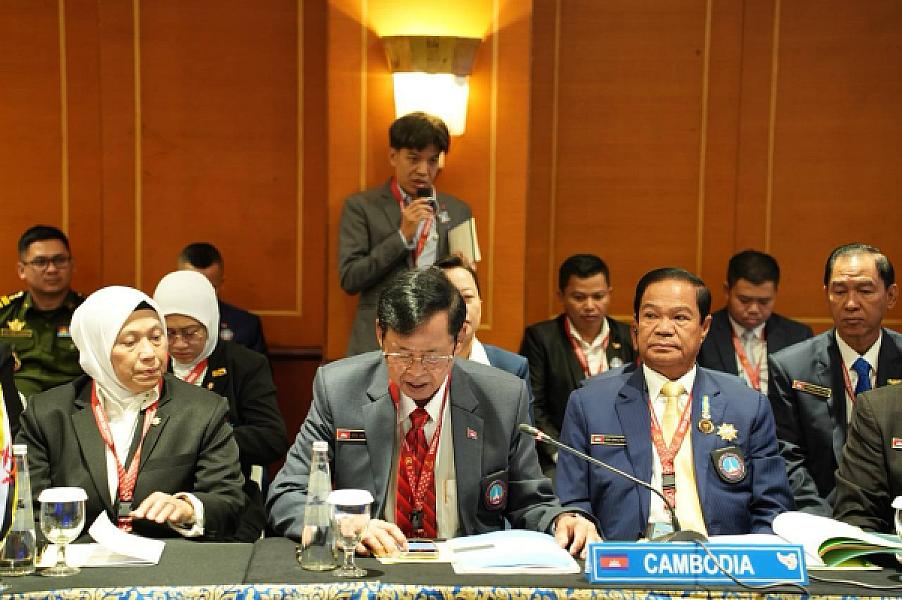 ឯកឧត្តម គន់ គីម អញ្ជើញក្នុងពិធីបើកកិច្ចប្រជុំគណៈកម្មាធិការប្រតិបត្តិលើកទី៣៧ នៅទីក្រុងហ្សាកាតា - Image 2