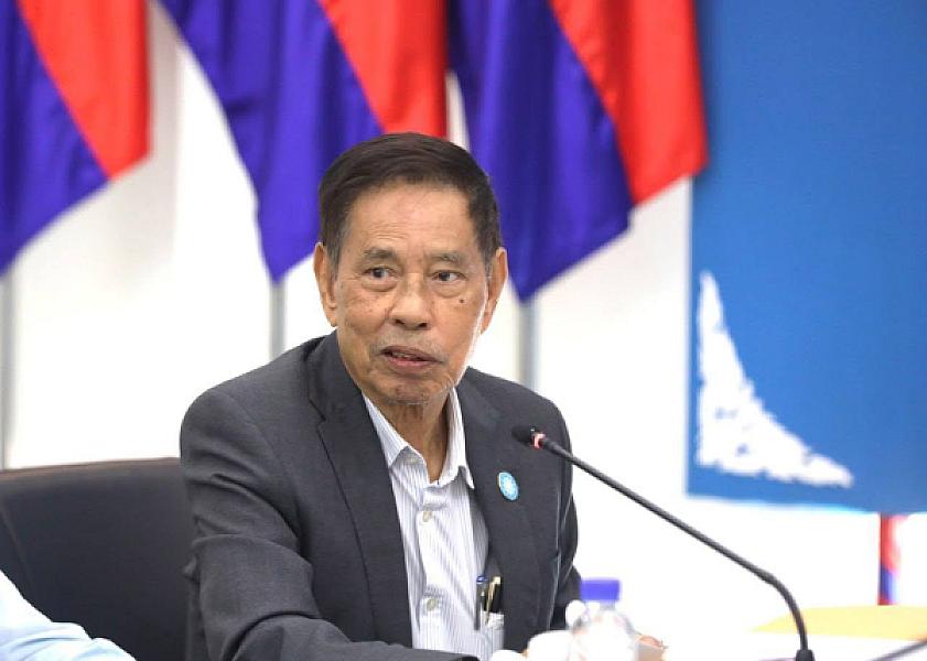 His Excellency Nhem Vali, Secretary of State of the Ministry of Cults and Religion, has contributed 2 million riels to organize the Extraordinary General Assembly of the Cambodian Veterans Association nationwide