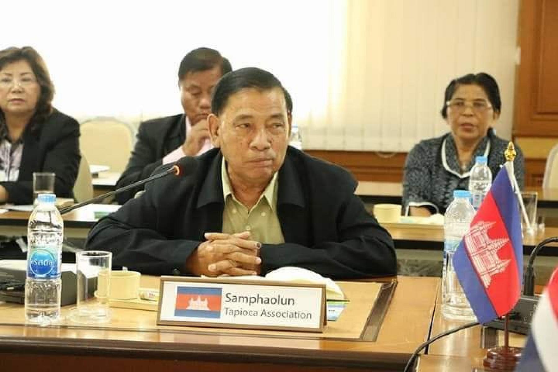 ឯកឧត្តម ឧត្តមសេនីយ៍ឯក នី កន អនុរដ្ឋលេខាធិការក្រសួងការពារជាតិ  ចូលរួមឧបត្ថម្ភថវិកាចំនួន ៥០ម៉ឺនរៀល  ដេីម្បី​រៀបចំ​មហាសន្និបាត​វិសាមញ្ញ​តំណាង​សមាគម​អតីត​យុទ្ធ​ជន​កម្ពុជា​ទូទាំង​ប្រទេស