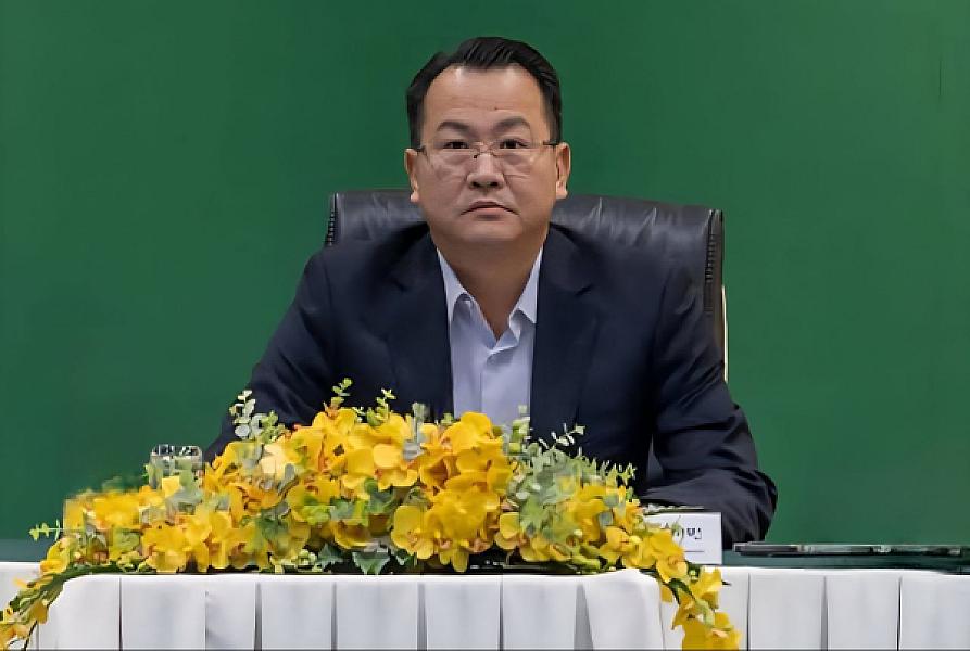 His Excellency Ngan Phirom, Director General of the General Department of Public Procurement, has contributed 5 million riels to organize an extraordinary general assembly of representatives of the Cambodian Veterans Association nationwide