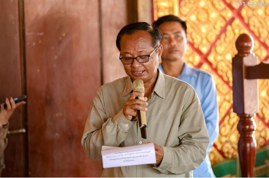 Mr. Sut Vanna, Director of the Department of Social Affairs, Veterans and Youth Rehabilitation, has contributed 400,000 riels to organize the Extraordinary General Assembly of the Cambodian Veterans Association nationwide