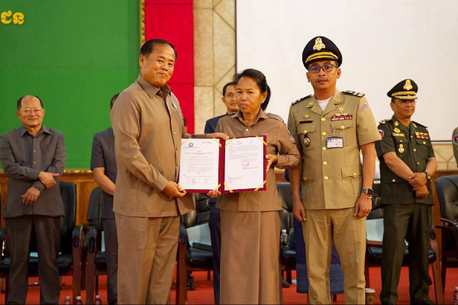 ឯកឧត្តម គន់ គីម អញ្ជើញប្រកាសសមាសភាពថ្នាក់ដឹកនាំគណៈកម្មាធិការសមាគមអតីតយុទ្ធជន និងនិវត្តជន ខេត្តកំពត - Image 46