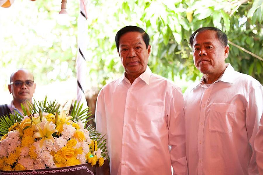 ថវិការំលែកមរណទុក្ខរបស់ សម្តេចមហាបវរធិបតី ហ៊ុន ម៉ាណែត បានប្រគល់ជូនគ្រួសារសពវីរកងកម្លាំងពលី ២រូប ក្នុងខេត្តឧត្តរមានជ័យ  - Image 8